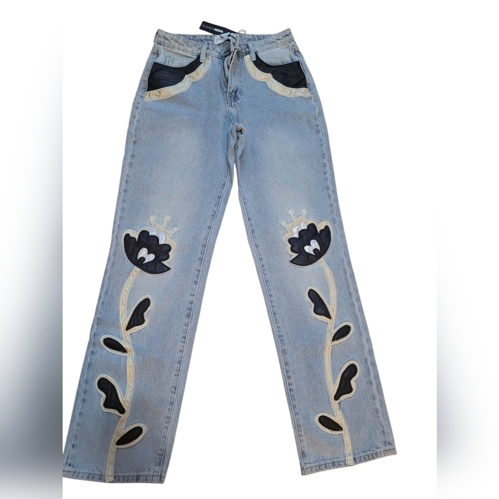 FASHIONNOVA Charley PU PatchStraight LegJeans LightWash